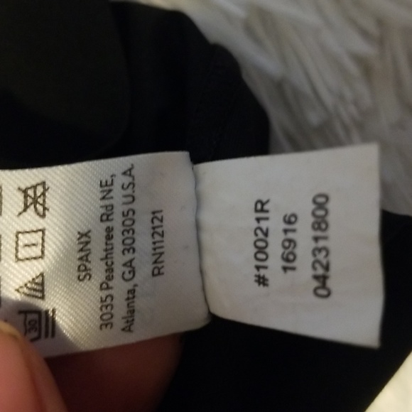 Spanx Thinstincts Open Bust Mid-Thigh Shapewear Bodysuit Size L Color Black - Picture 9 of 9